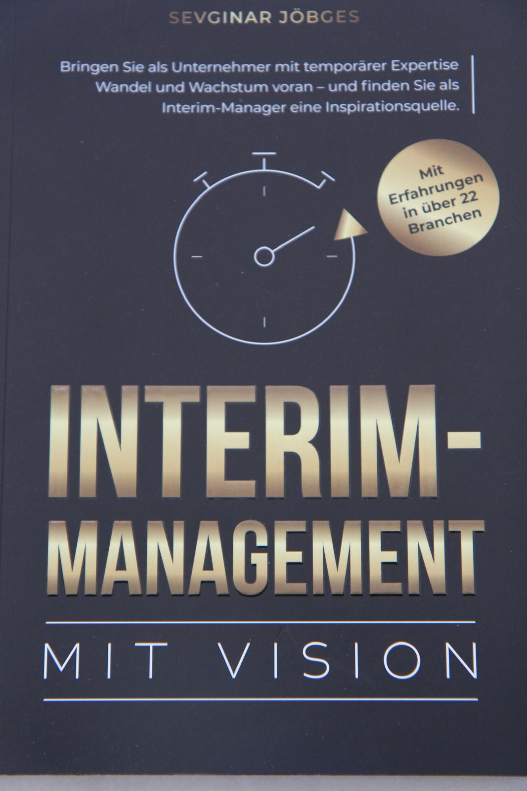 Buchcover: Interim Management mit Vision von Sevginar Jöbges